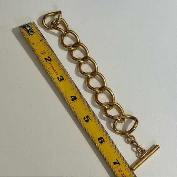 Monet toggle bracelet large gold tone  chain link #026 - Picture 5 of 7